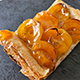 Photo d'une part de tartelette abricots de la maiosn Aux 3 Choux