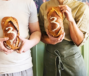 photo présentant notre pain signature 3. Pain emblématique de la maison aux 3 choux. Farine native